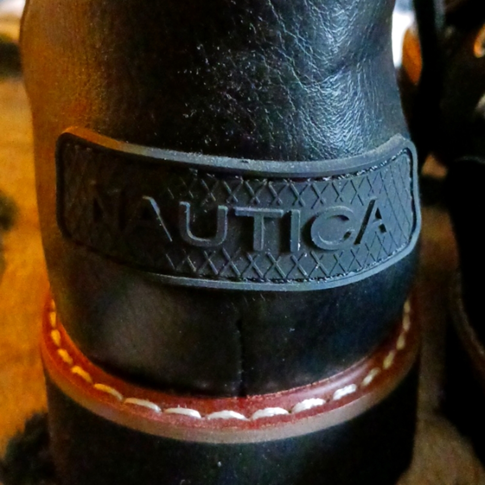 Womens hiking bootie